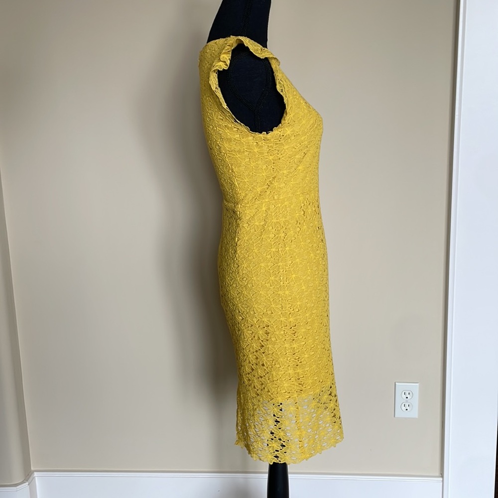 J.O.A. Yellow lacy dress - Picture 2 of 9